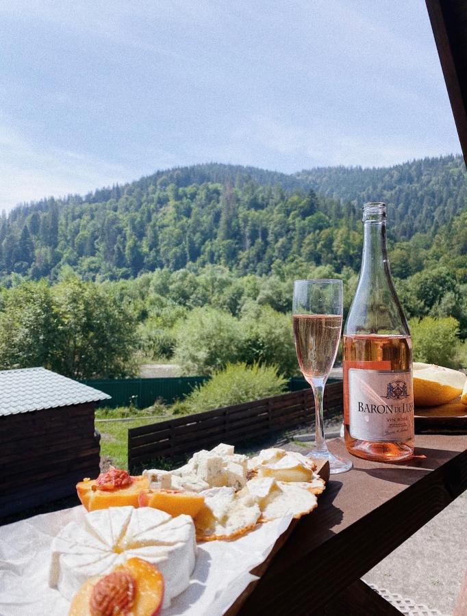 Veranda Mykulychyn Bagian luar foto