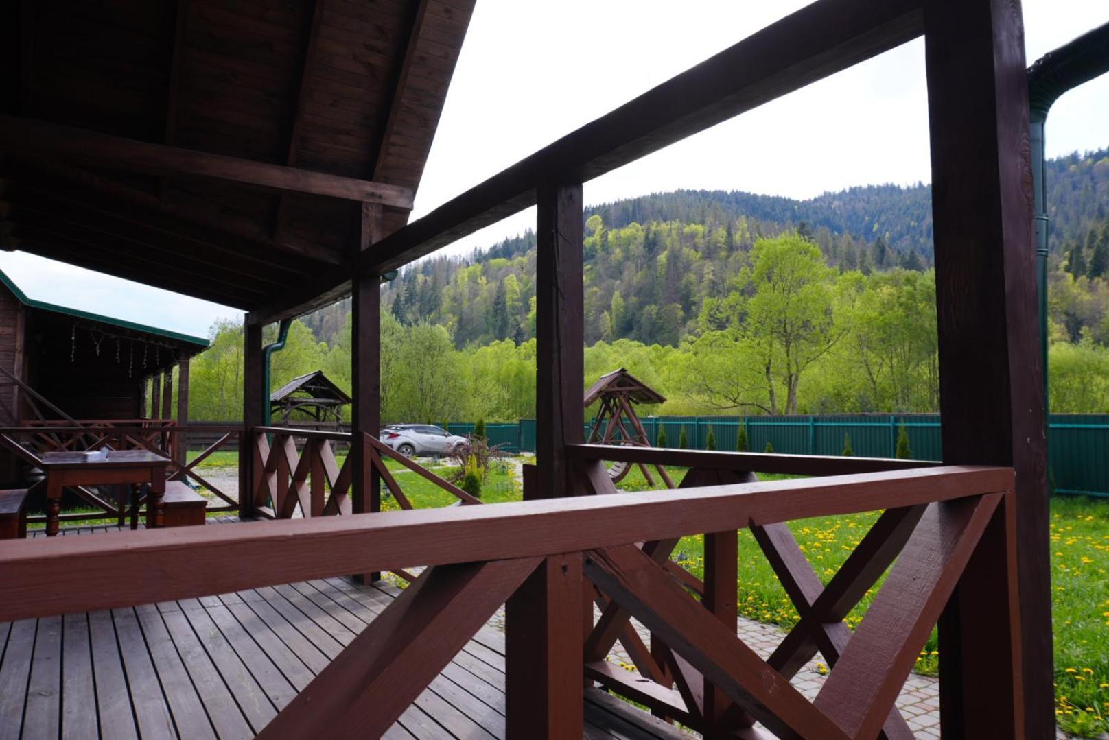 Veranda Mykulychyn Bagian luar foto